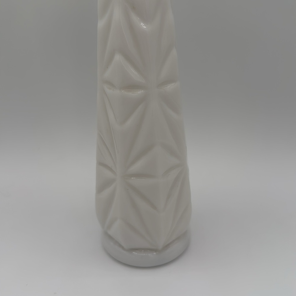 Vintage Milk Glass Bud Vase - Picture 2 of 5
